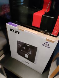 NZXT_H200_3.jpg