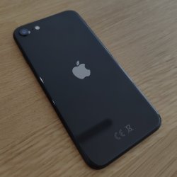 Iphone SE 2020 (3).jpg