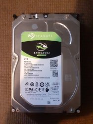 2 tera seagate barracuda kuva.jpg