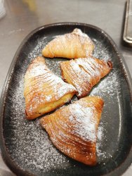 Sfogliatelle3.jpg