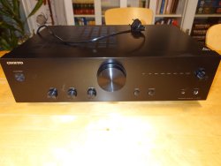 onkyo_A9010_edesta.JPG