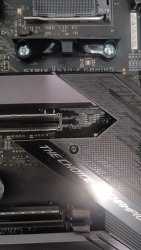 ASUS Rog Strix X570-F_1.jpg