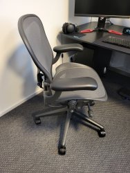 Aeron2.jpg