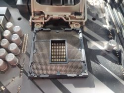 asrock z490 phantom gaming 4ac socket.jpg