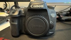 Canon 7D2_1.jpg