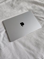 macbookpro.jpg