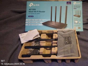 TP-Link Archer C6.jpg TP-Link Archer C6.jpg