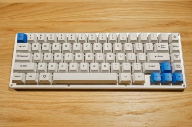 whitefox-2.jpg whitefox-2.jpg