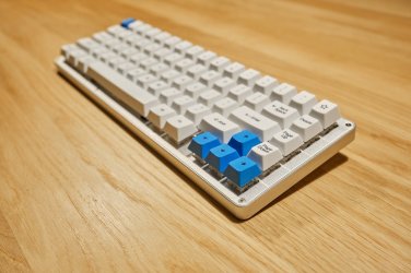 whitefox-3.jpg whitefox-3.jpg