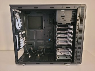 Fractal Design Define R4.jpg Fractal Design Define R4.jpg