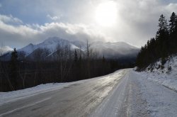 icy-road-2278069_1280.jpg