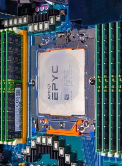 AMD-EPYC-9654-Genoa-in-SP5-Socket-2.jpg