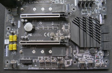 z490-4.jpg z490-4.jpg