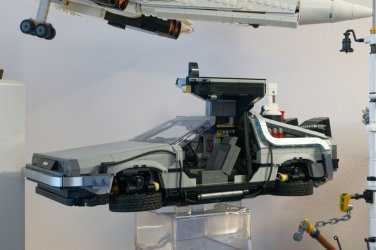 lego-delorean1.jpg