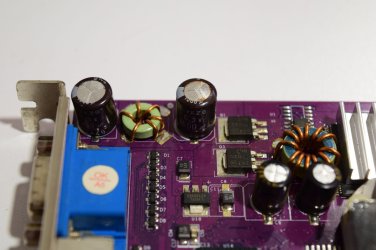 GF4 kondensaattorit.jpg GF4 kondensaattorit.jpg