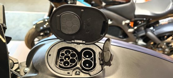 Screenshot_2025-11-17-11-26-41-040_com.google.android.apps.photos.jpg Screenshot_2025-11-17-11-26-41-040_com.google.android.apps.photos.jpg