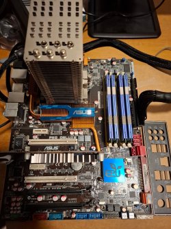 P5Q_Deluxe.jpg P5Q_Deluxe.jpg