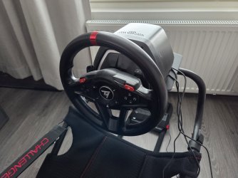 thrustmaster.jpg thrustmaster.jpg