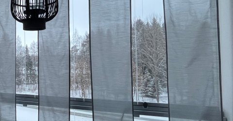 Paneelit lasiparvekkeella B.jpg