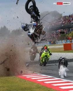 some-brutal-shots-of-pedro-and-alex-incident-v0-eojbiy767q1h1.webp