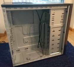 antec_300_2.jpg