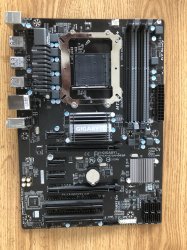 m.gigabyte-g970a.jpg