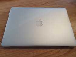 macbook pro 02.jpg