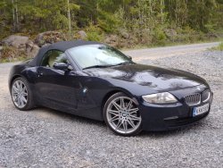 bmw-z4-1.jpg