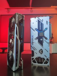 Sapphire-Radeon-RX-6800-XT-NITRO-pictured-up-close-1[1].jpg