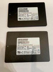 Samsung 512Gt SSD 2.5 SATA x2.jpg