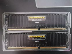 Corsair DDR4 3000_1.jpg