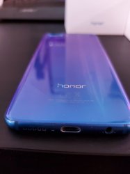 honor 10 myyntikuva 2.jpg