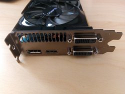 Gigabyte GTX 670 2GB_3.jpg