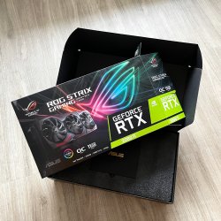 asus_rog_strix_2080ti_01.jpg