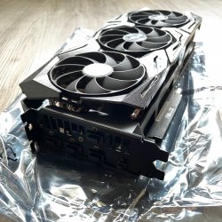 asus_rog_strix_2080ti_04.jpg