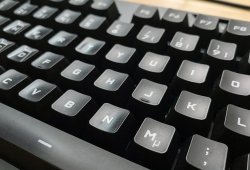 Logitech-G410-atlas-spectrum-tkl-nappaimisto-3.jpg