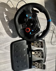 logitech-g29.jpg